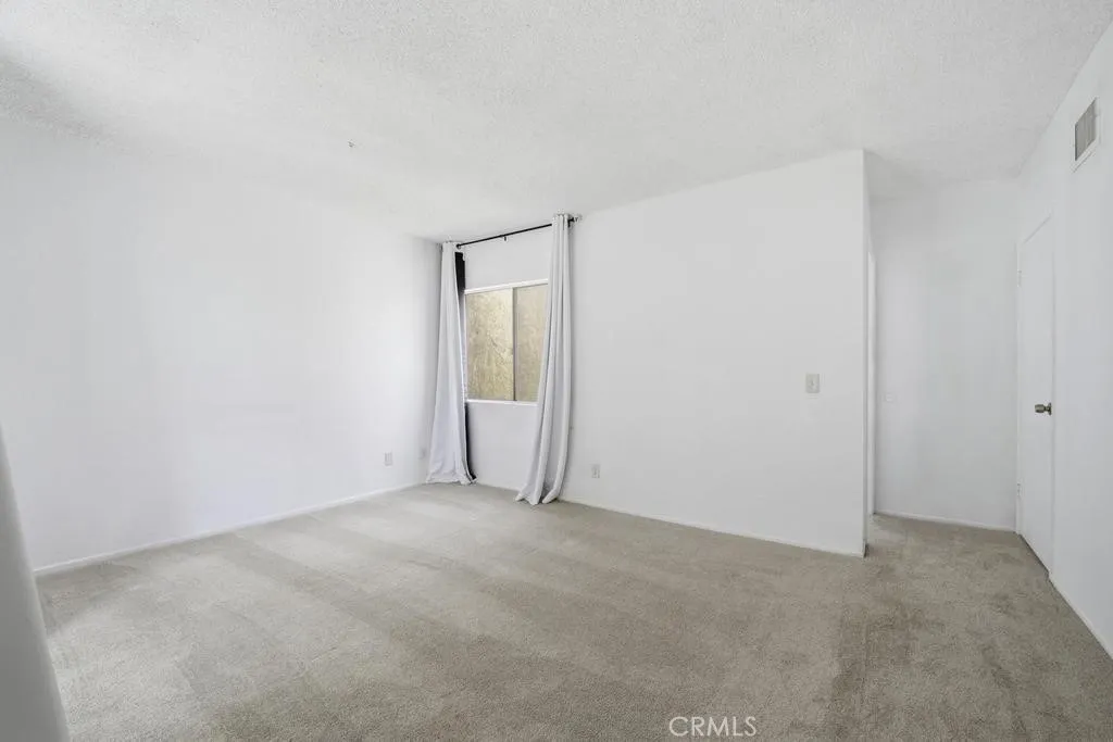 Additional image 18 of 44200 Kingtree Ave Unit 16, Lancaster, CA 93534