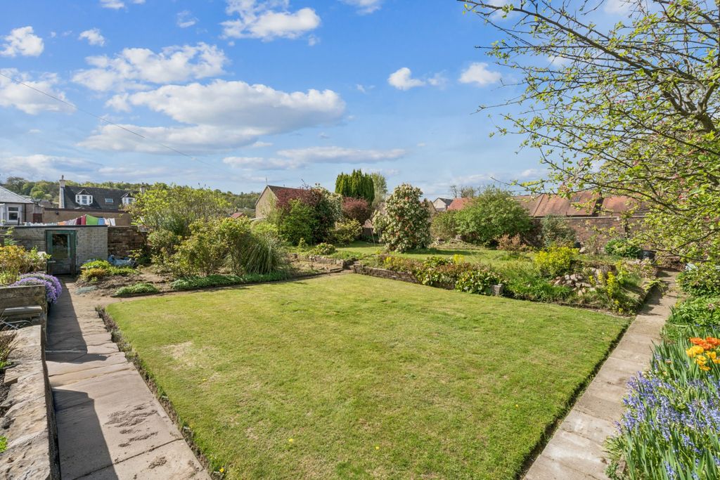 Additional image 15 of 3 bed detached bungalow to rentBlinkbonny Road, Falkirk, Stirling FK1