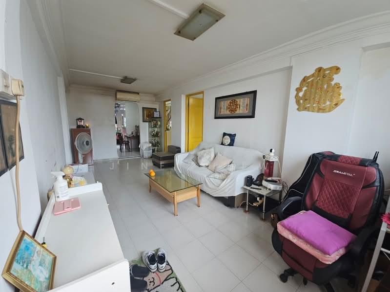 623 Hougang Avenue 8