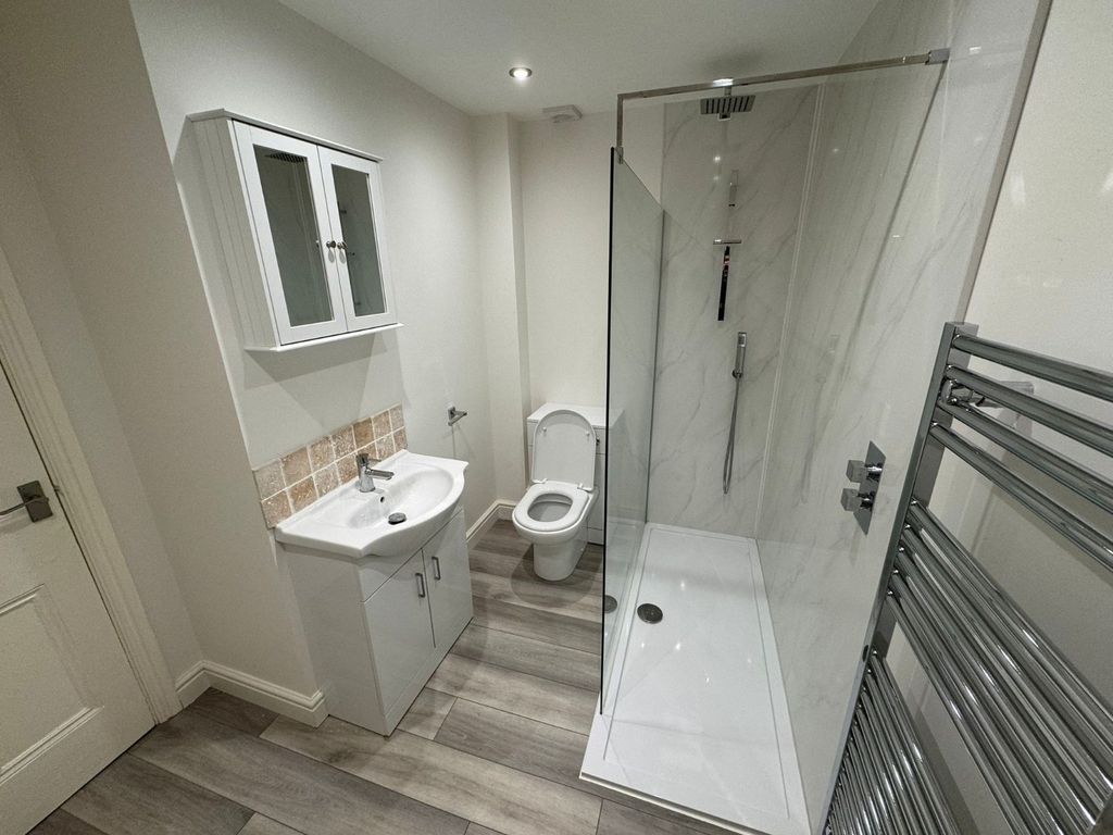 Additional image 4 of 1 bed flat to rentEast View Terrace, Otley, West Yorkshire LS21