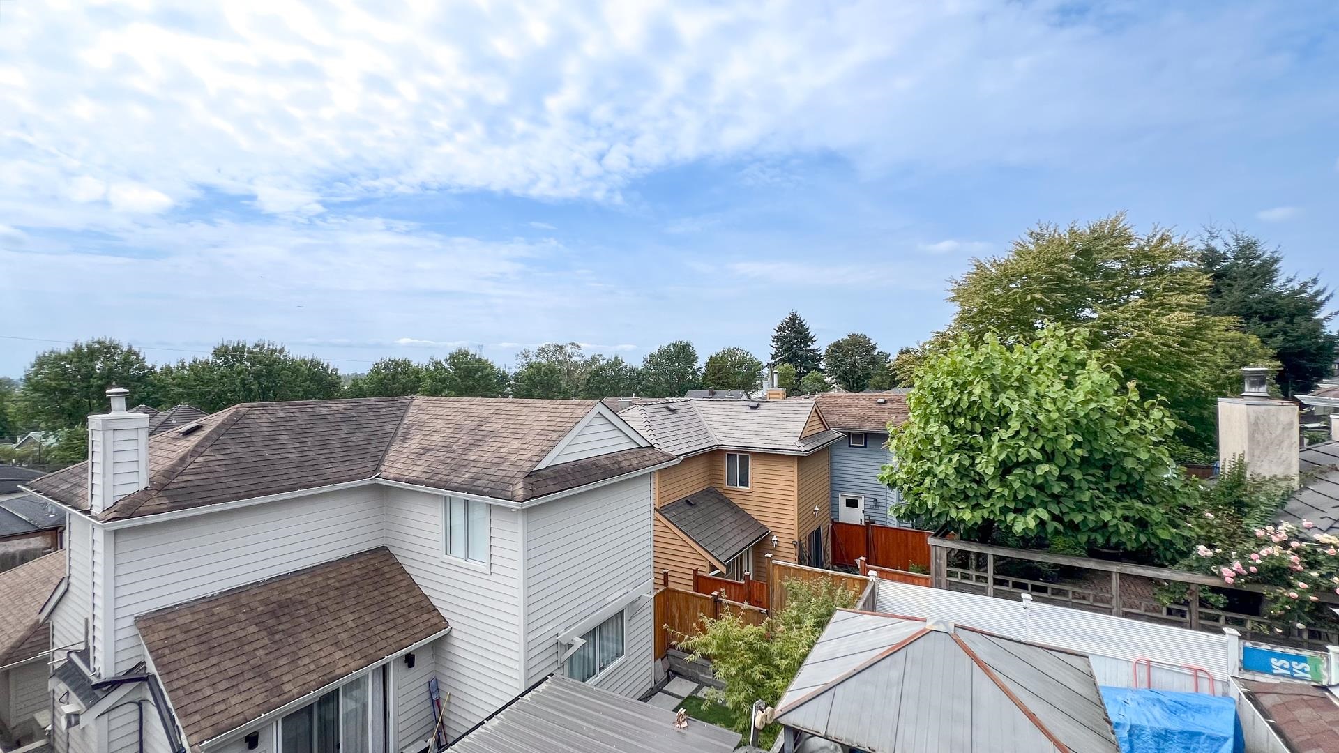 Additional image 3 of 1860 Marine Drive SE, Vancouver, BC, V5P 2R8