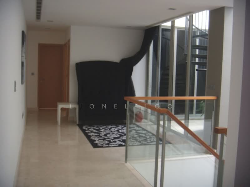 93 Everitt Rd photo 4