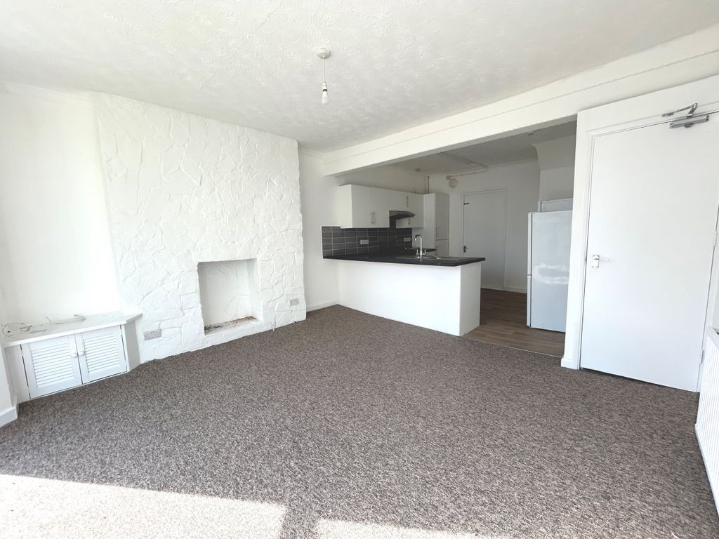Additional image 2 of 5 bed flat to rentPreston Street, Brighton BN1