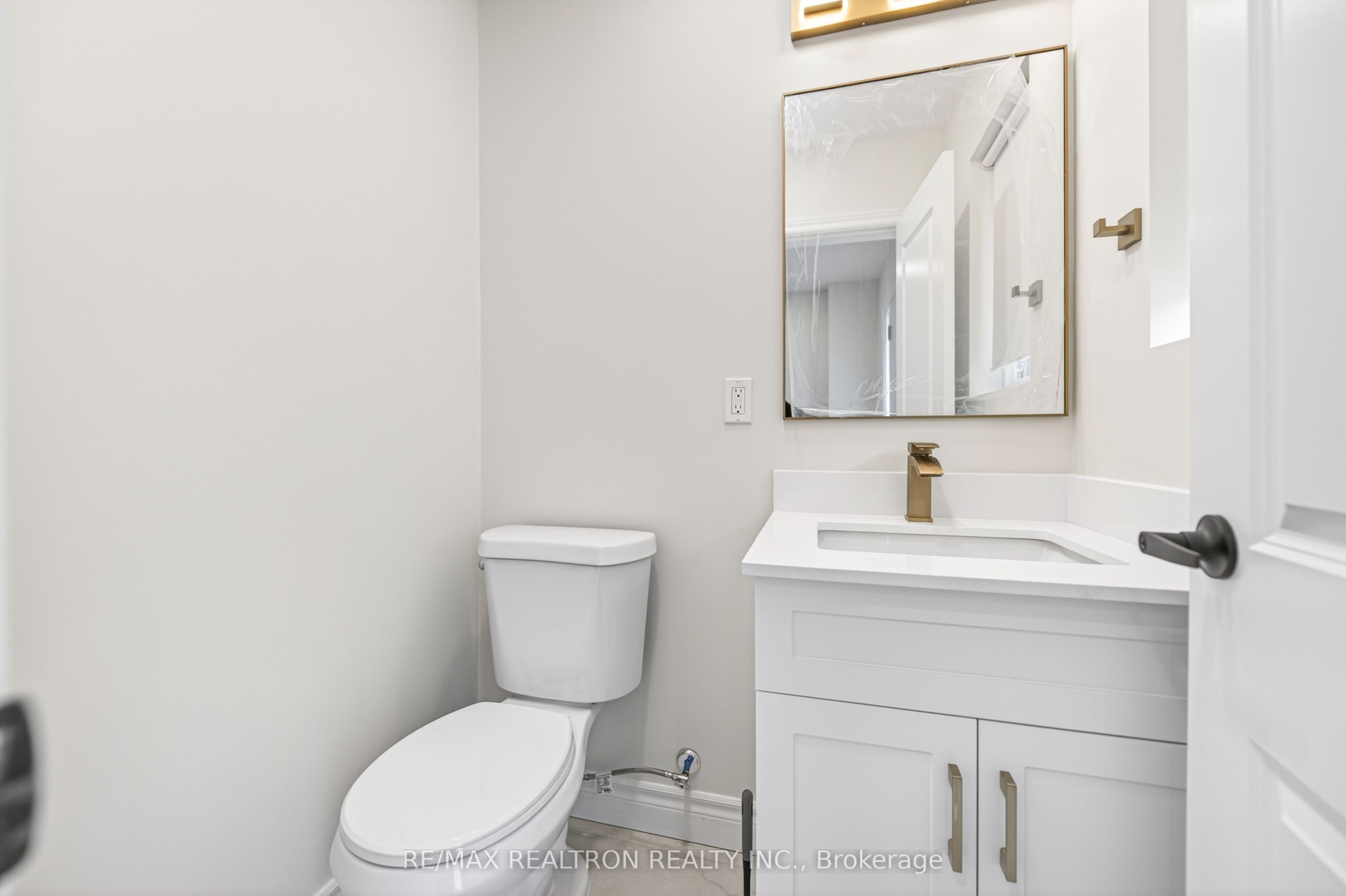 Additional image 6 of 102-135 Scenic Mill Way, Toronto, ON, M2L 1T1