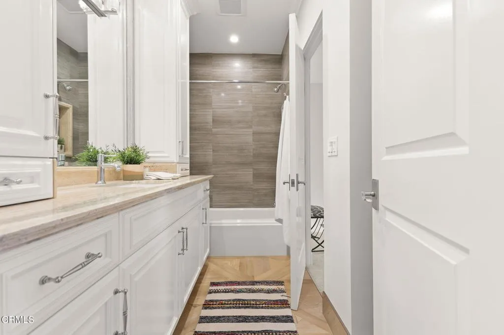 Additional image 67 of 314 S Orchard Drive, Burbank, CA 91506