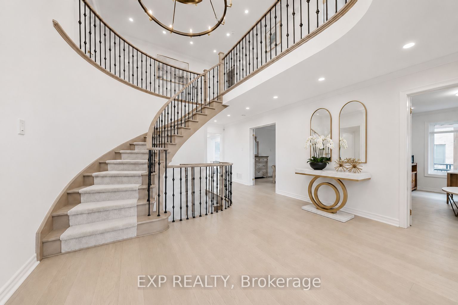 Additional image 4 of 870 Robellino Court, Newmarket, ON, L3X 1L5