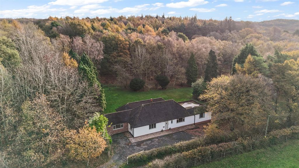 4 bed detached house to rentSawpits Lane, Little Hay, Lichfield WS14