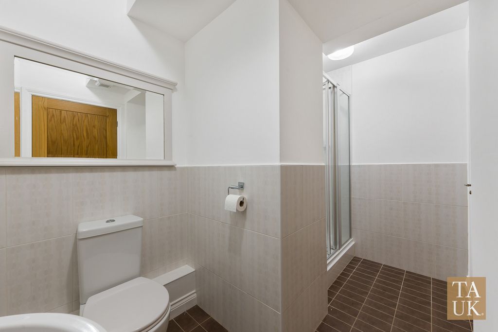 Additional image 22 of 3 bed flat for saleGrammar School Court, Ormskirk L39