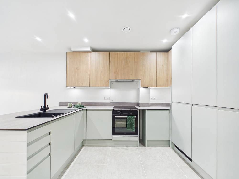 Additional image 4 of 4 bed flat to rentCoytes Gardens, Ipswich, Suffolk IP1