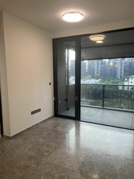 89 Holland Road photo 5
