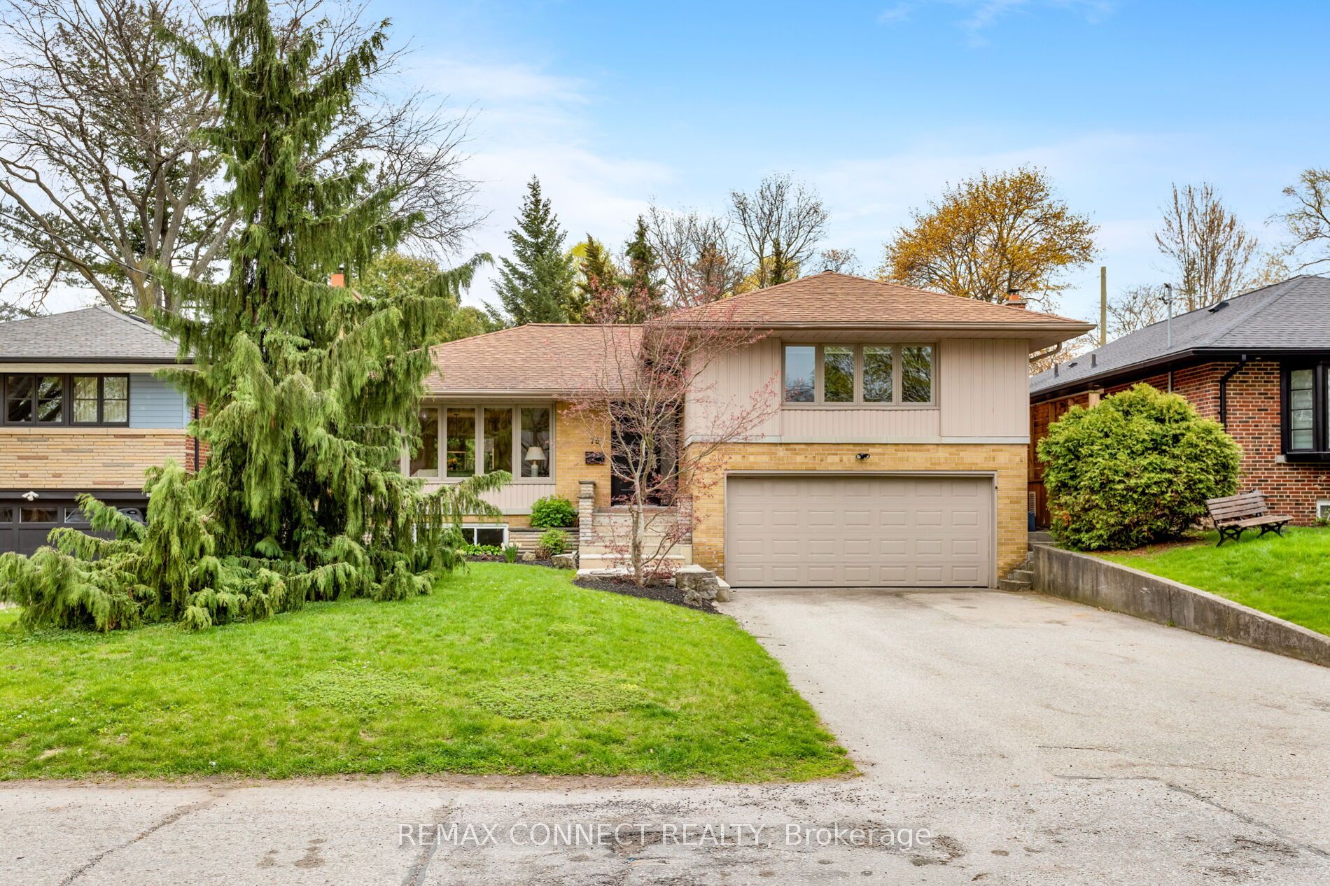 Additional image 3 of 75 Glenellen Drive E, Toronto, ON, M8Y 2H2