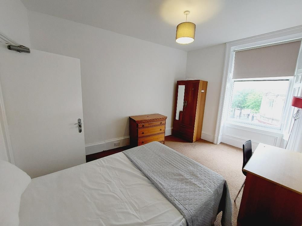 Additional image 3 of 5 bed flat to rentFlat 2/R, 45 Commercial Street, Dundee DD1