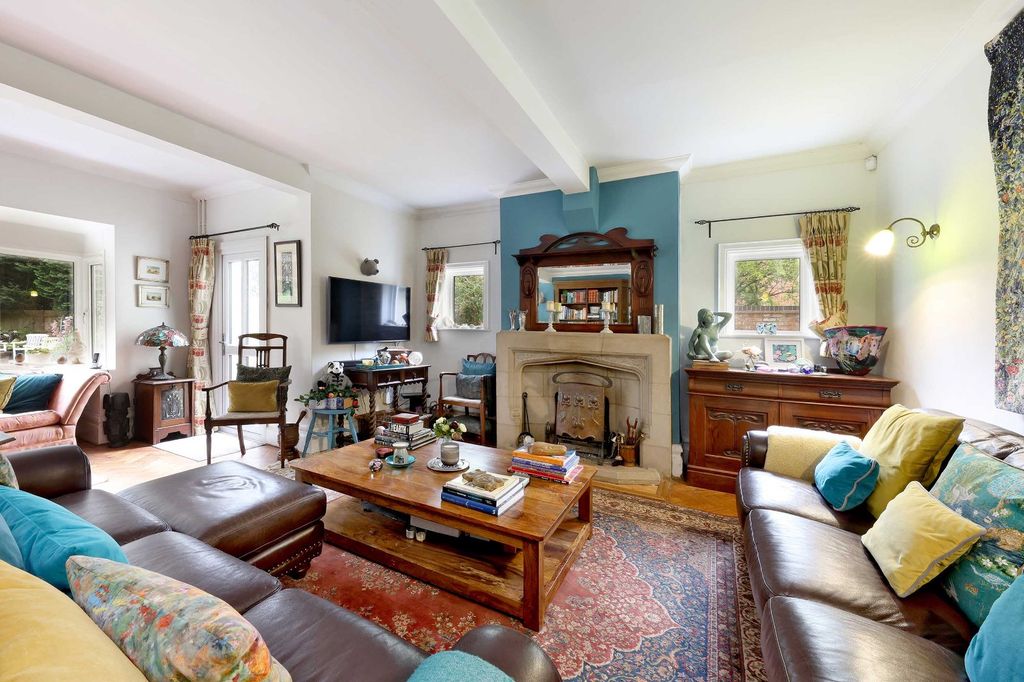 Additional image 6 of 6 bed detached house for saleGregories Road, Beaconsfield, Buckinghamshire HP9