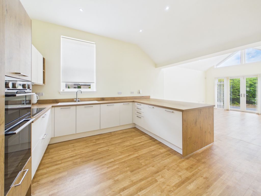 Additional image 4 of 2 bed bungalow for saleNithdene, Victoria Place, Airdrie ML6