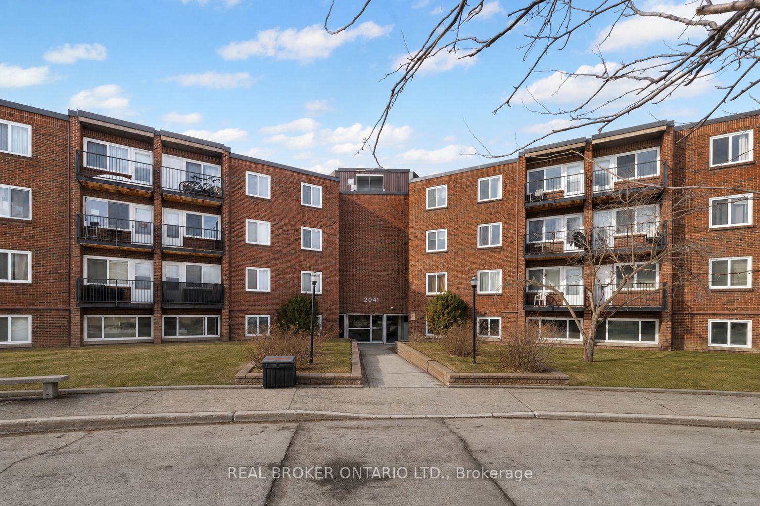 103C-2041 Arrowsmith Drive, Ottawa, ON, K1J 7V7
