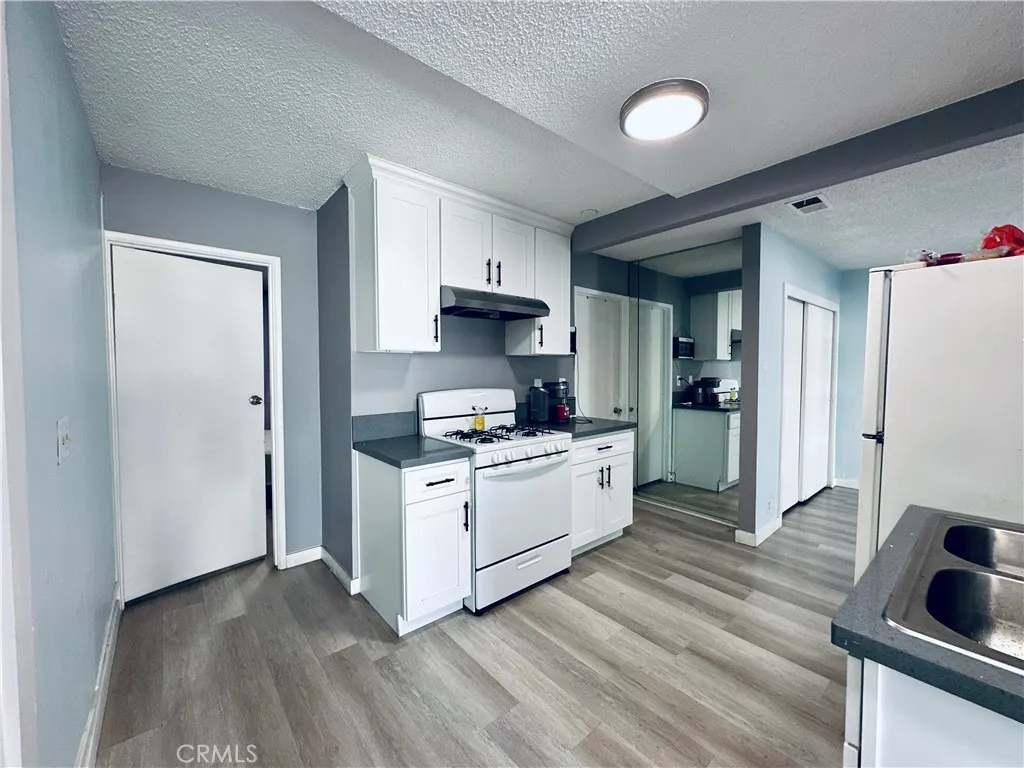 Additional image 23 of 12447 224th St, Hawaiian Gardens, CA 90716