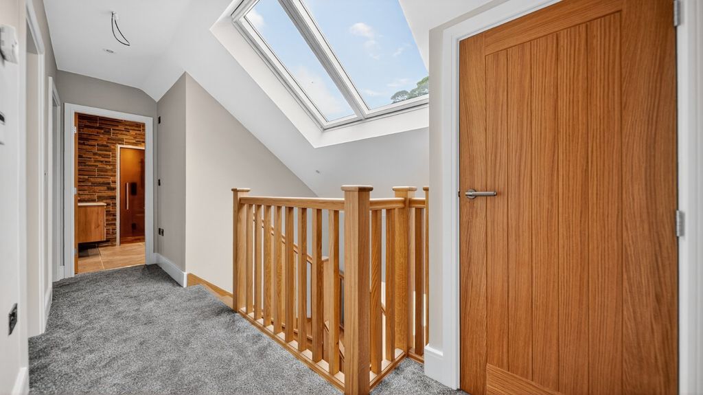 Additional image 21 of 5 bed detached house to rentLeeds Road, Bramhope, Leeds, West Yorkshire LS16