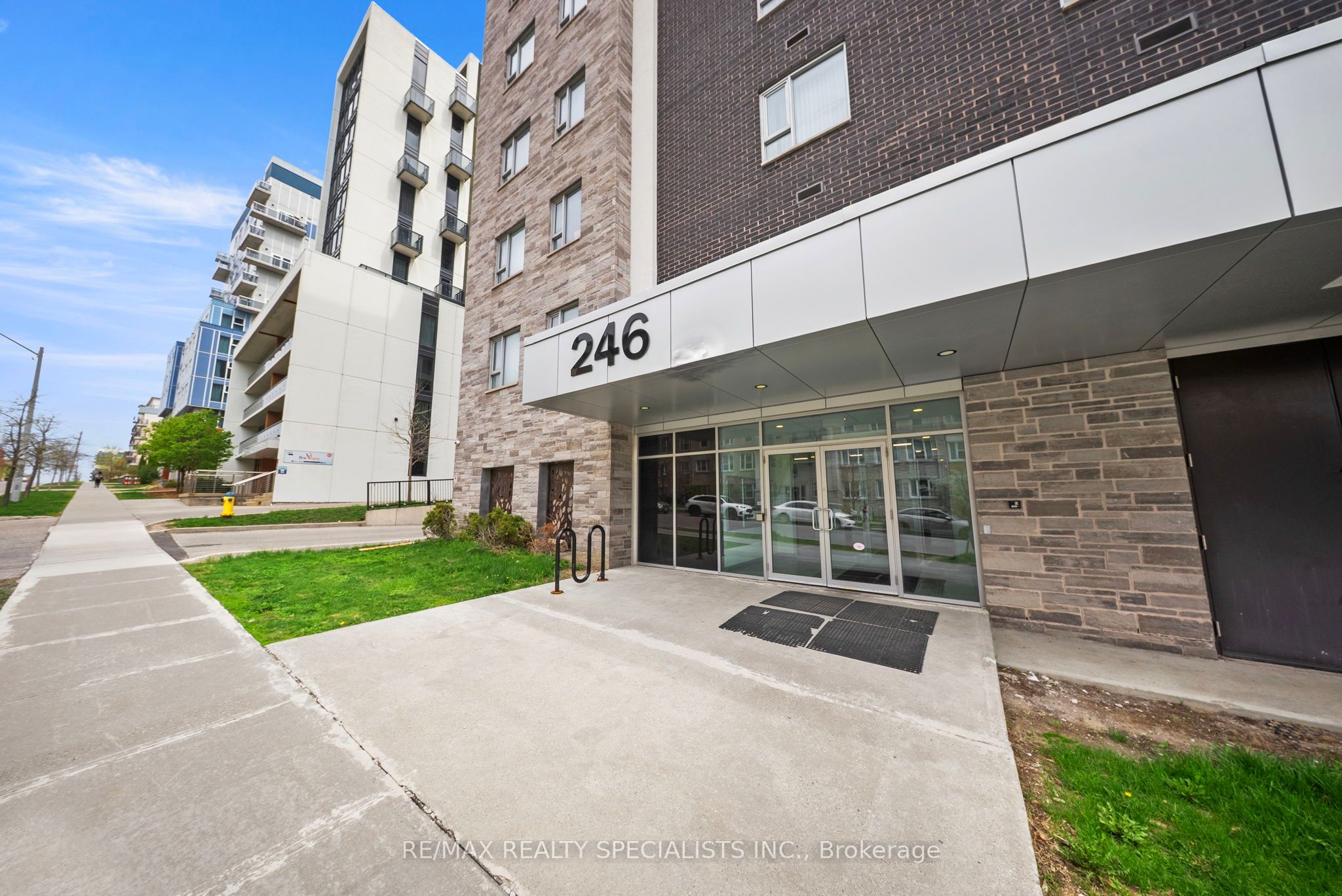 Additional image 3 of 805-246 Lester Street, Waterloo, ON, N2L 0H1
