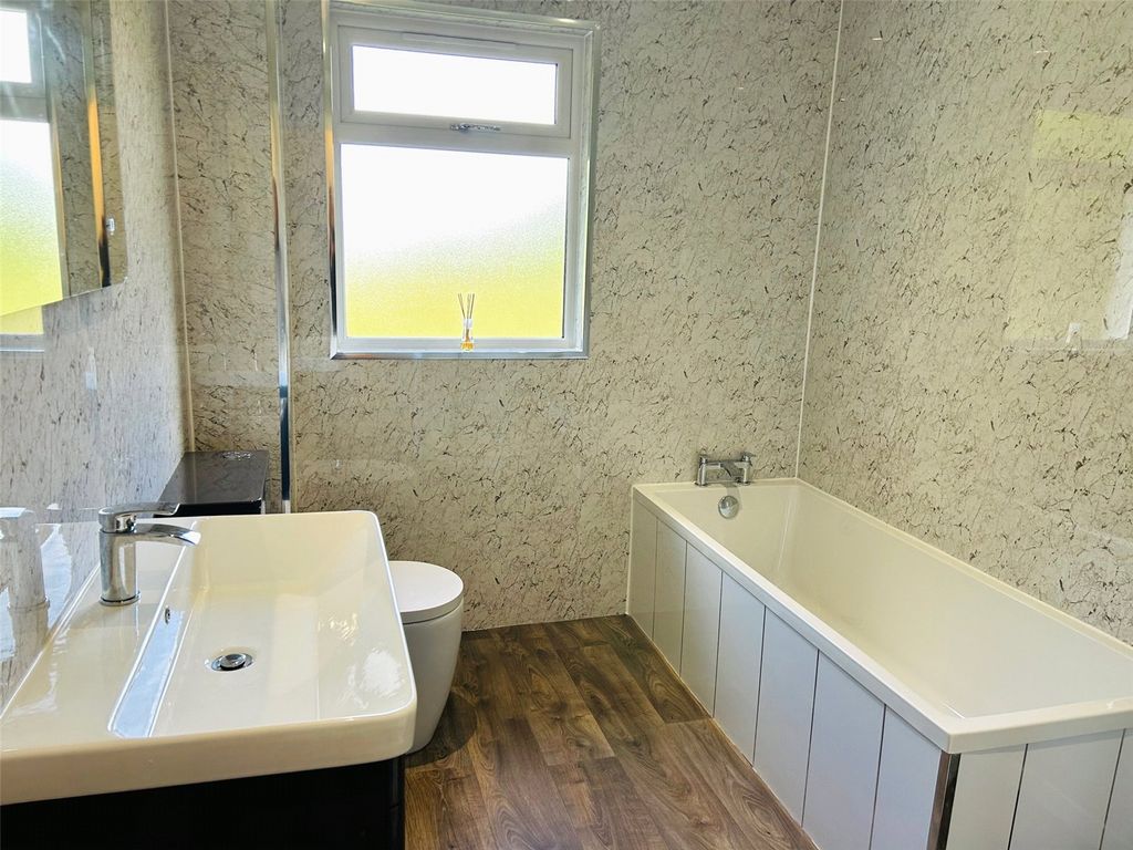 Additional image 12 of 3 bed bungalow to rentCockridge Road, Lanark, South Lanarkshire ML11