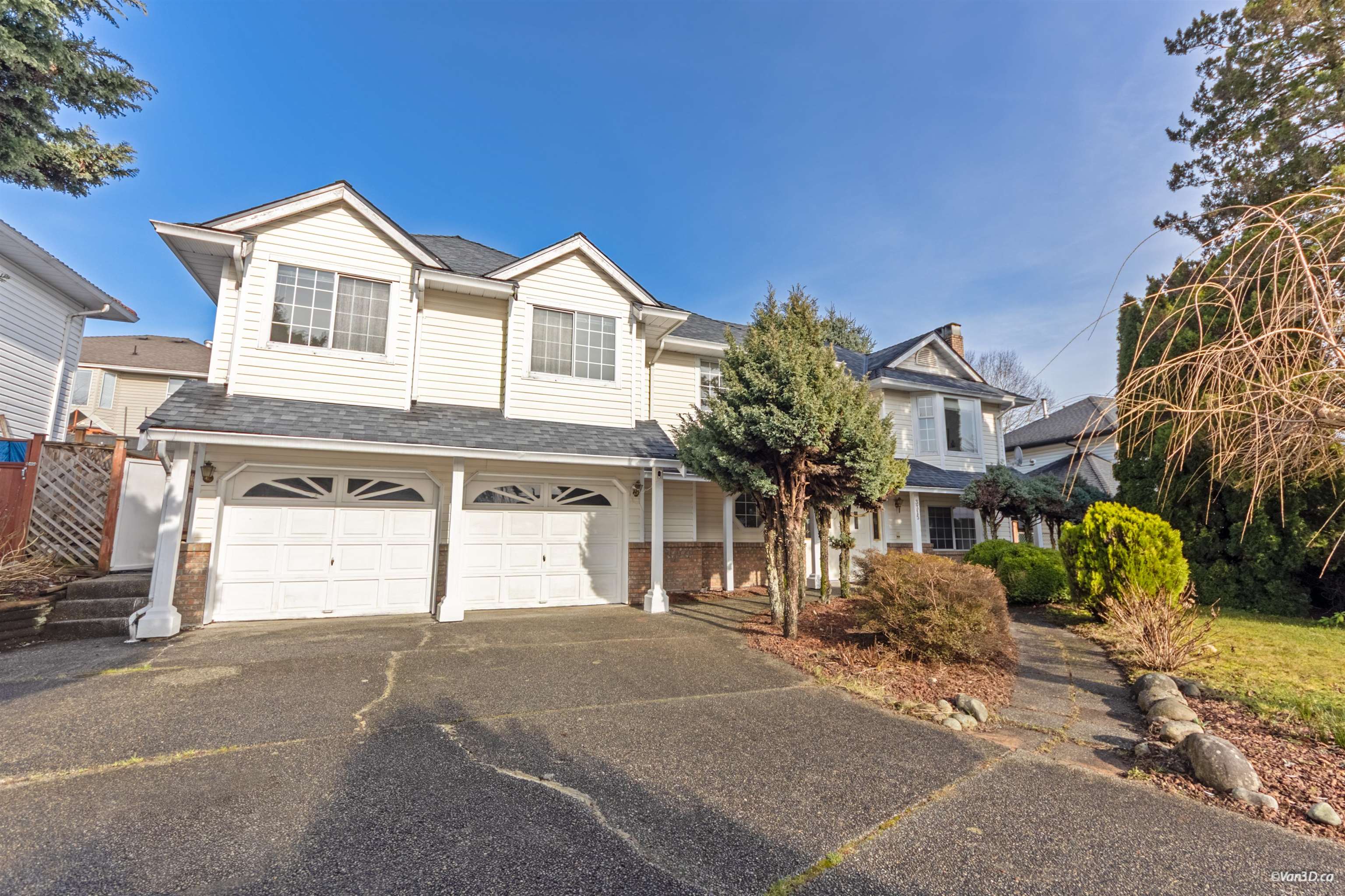 3315 El Casa Court, Coquitlam, BC, V3E 2P9