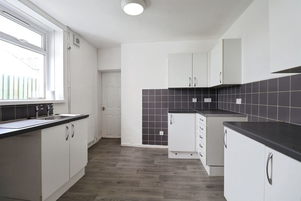 Additional image 6 of 3 bed terraced house for saleBarry Road, Barry CF63
