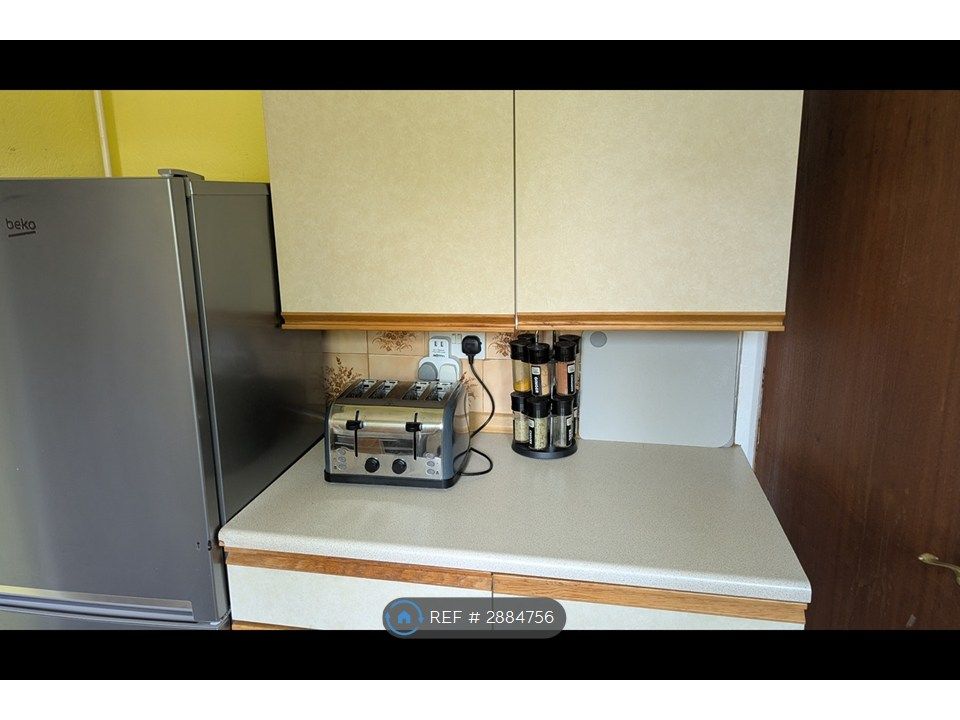 Additional image 13 of 4 bed semi-detached house to rentMelbourne Avenue, Burton-On-Trent DE15