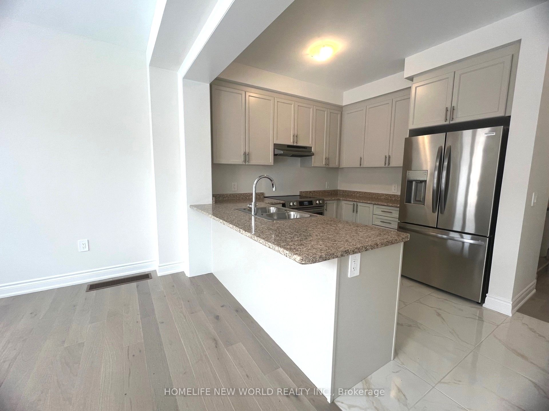 Additional image 4 of 105 Kenneth Rogers Crescent, East Gwillimbury, ON, L9N 1S5