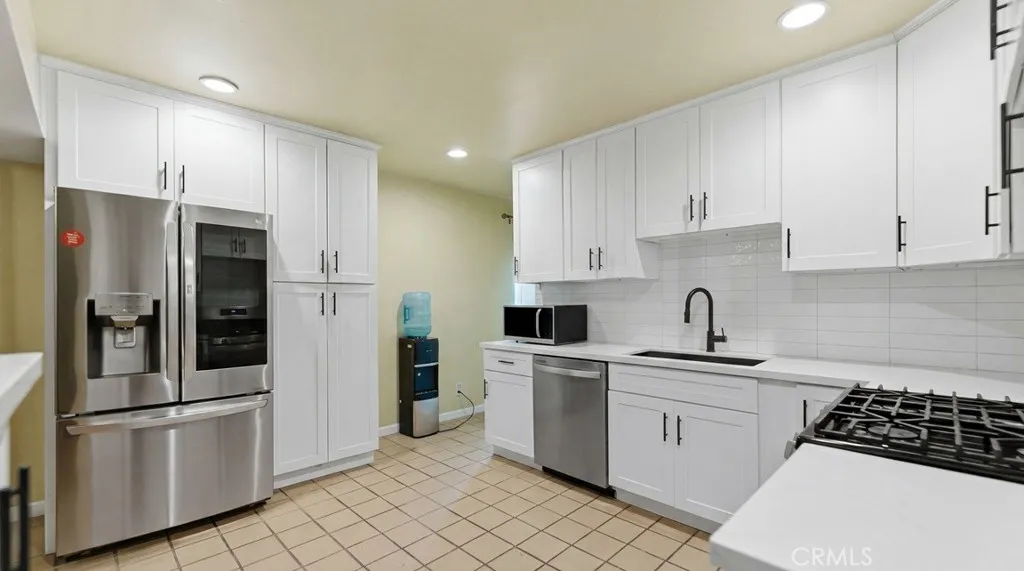 Additional image 4 of 1009 E Granada Court, Ontario, CA 91764