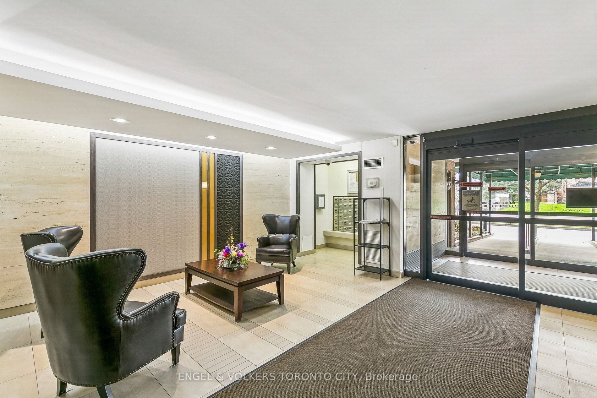 Additional image 3 of 501-1425 Ghent Avenue, Burlington, ON, L7S 1X5