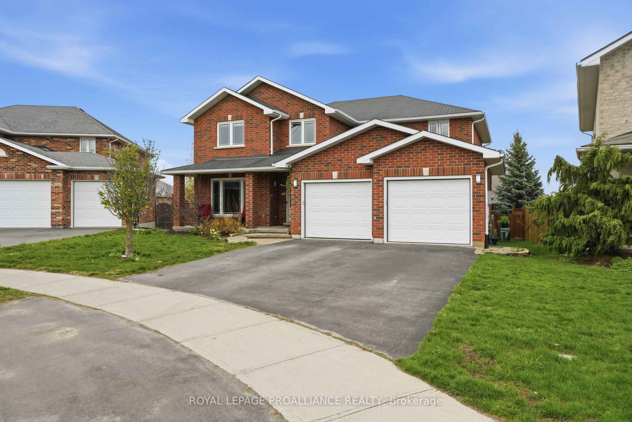 9 Essex Drive, Belleville, ON, K8M 0M5