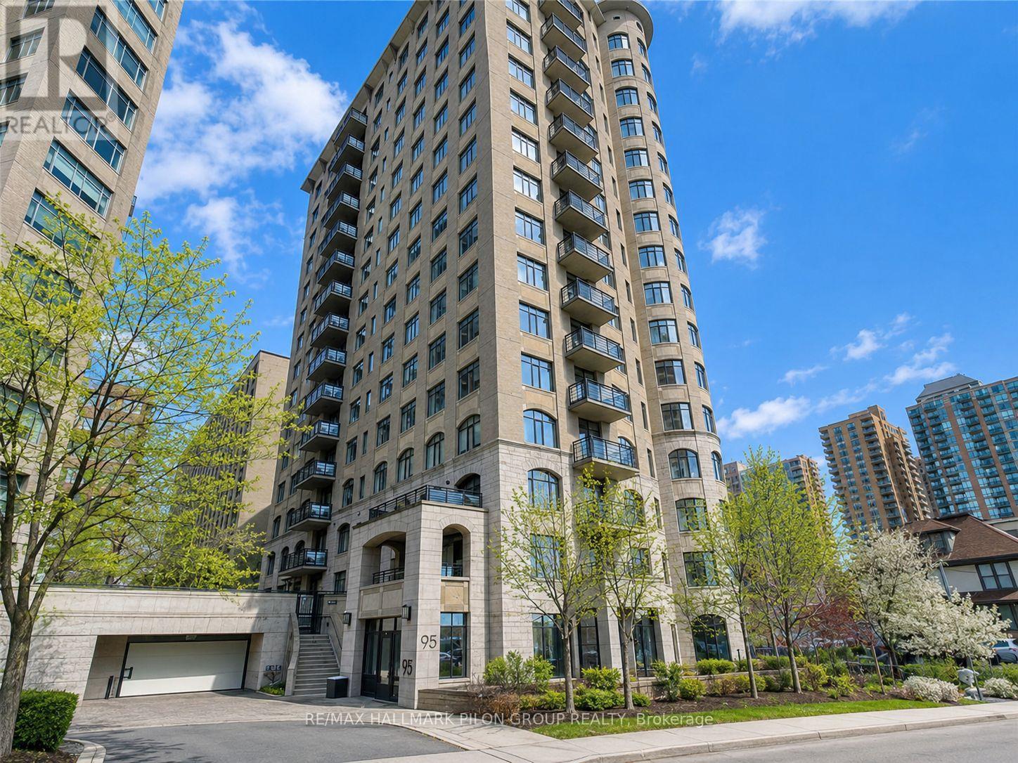 902 - 95 BRONSON AVENUE