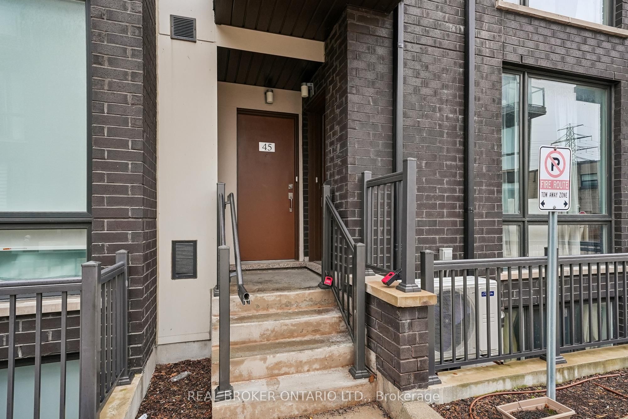 Additional image 3 of 46-26 Fieldway Road, Toronto, ON, M8Z 3L2