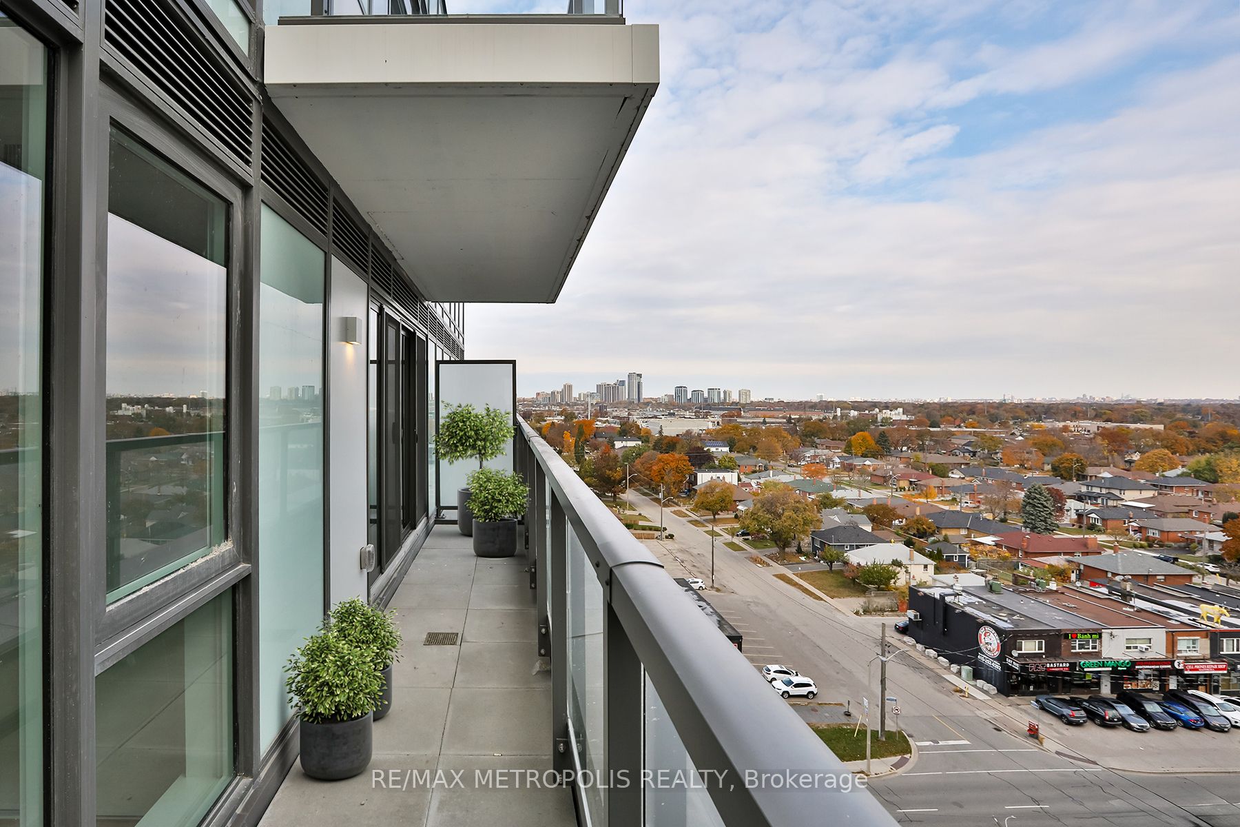 Additional image 6 of 905-1195 The Queensway N/a, Toronto, ON, M8Z 1R7