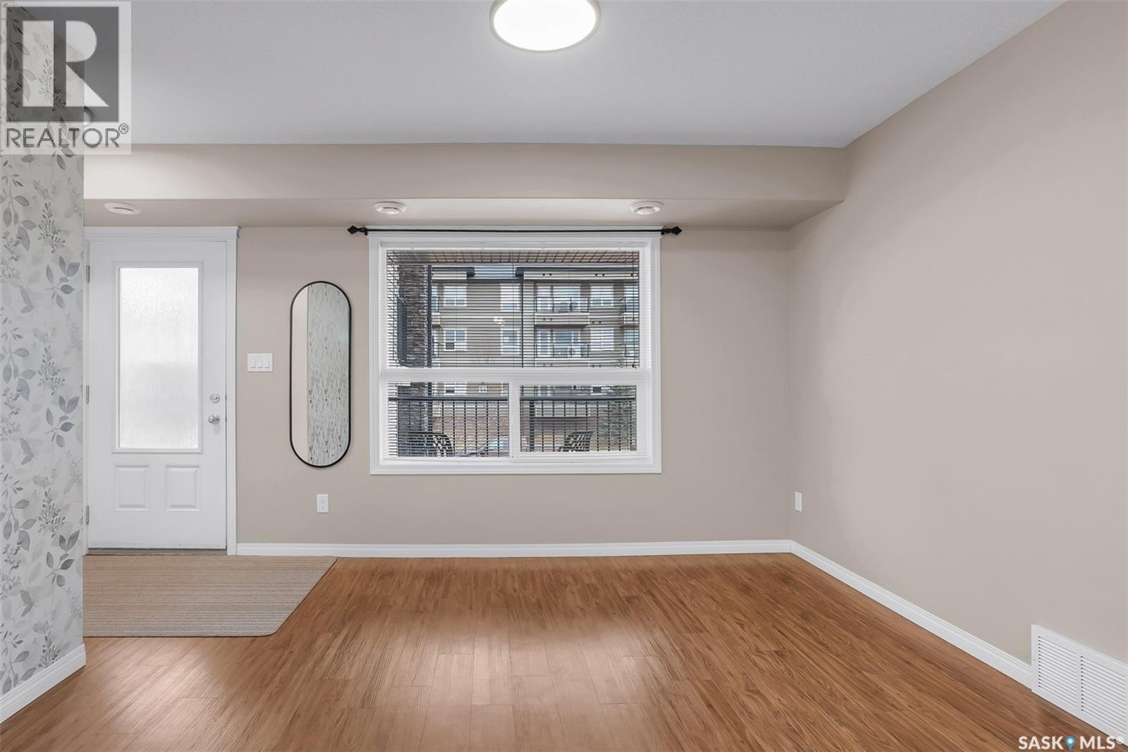 Additional image 6 of 128-125 Willis Crescent, Saskatoon, SK, S7T0T1