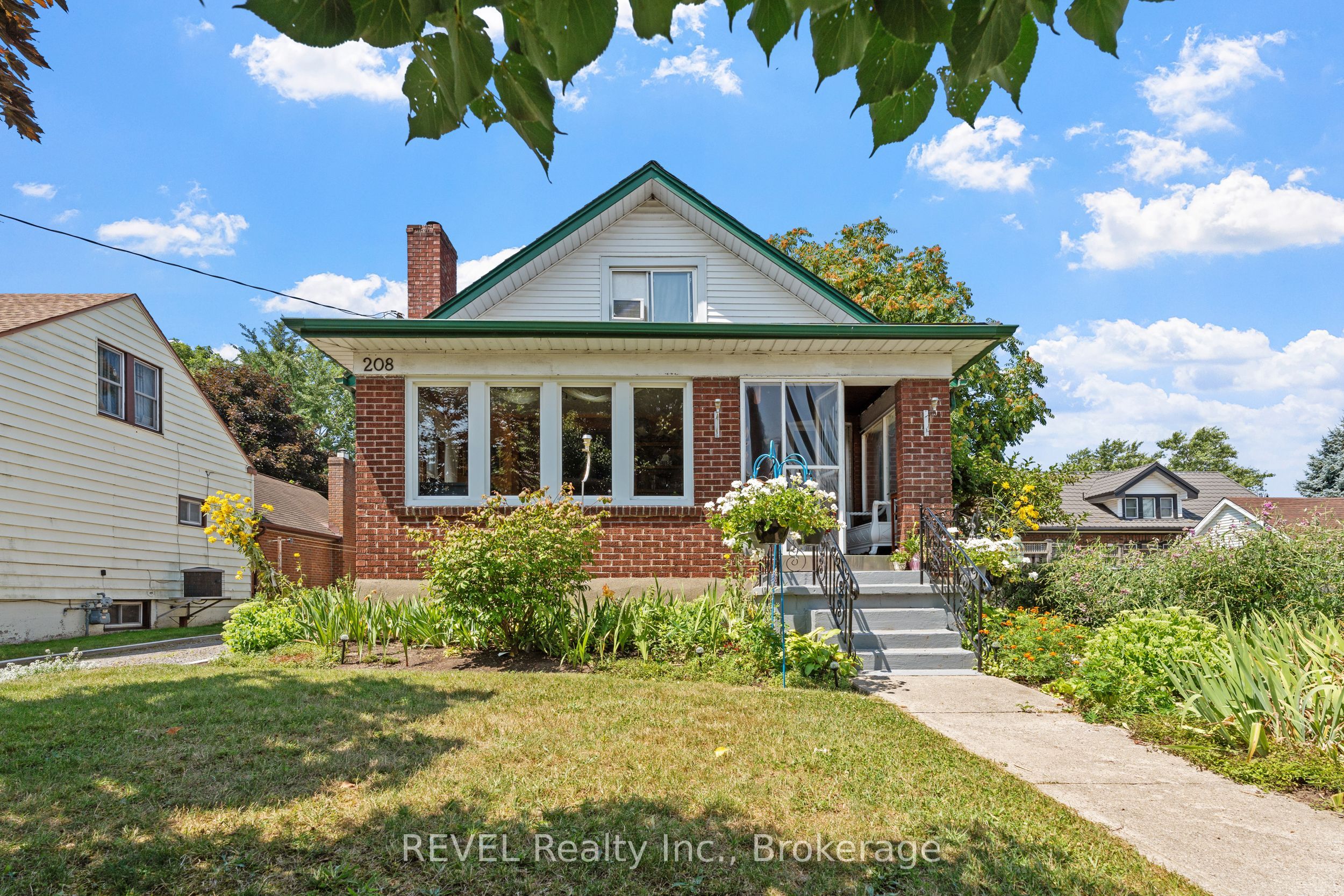 208 North Street, Fort Erie, ON, L2A 3R8