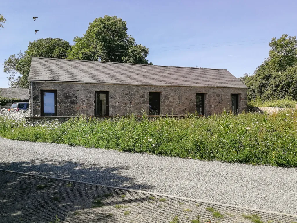 2 bed detached bungalow to rentTalwrn LL77