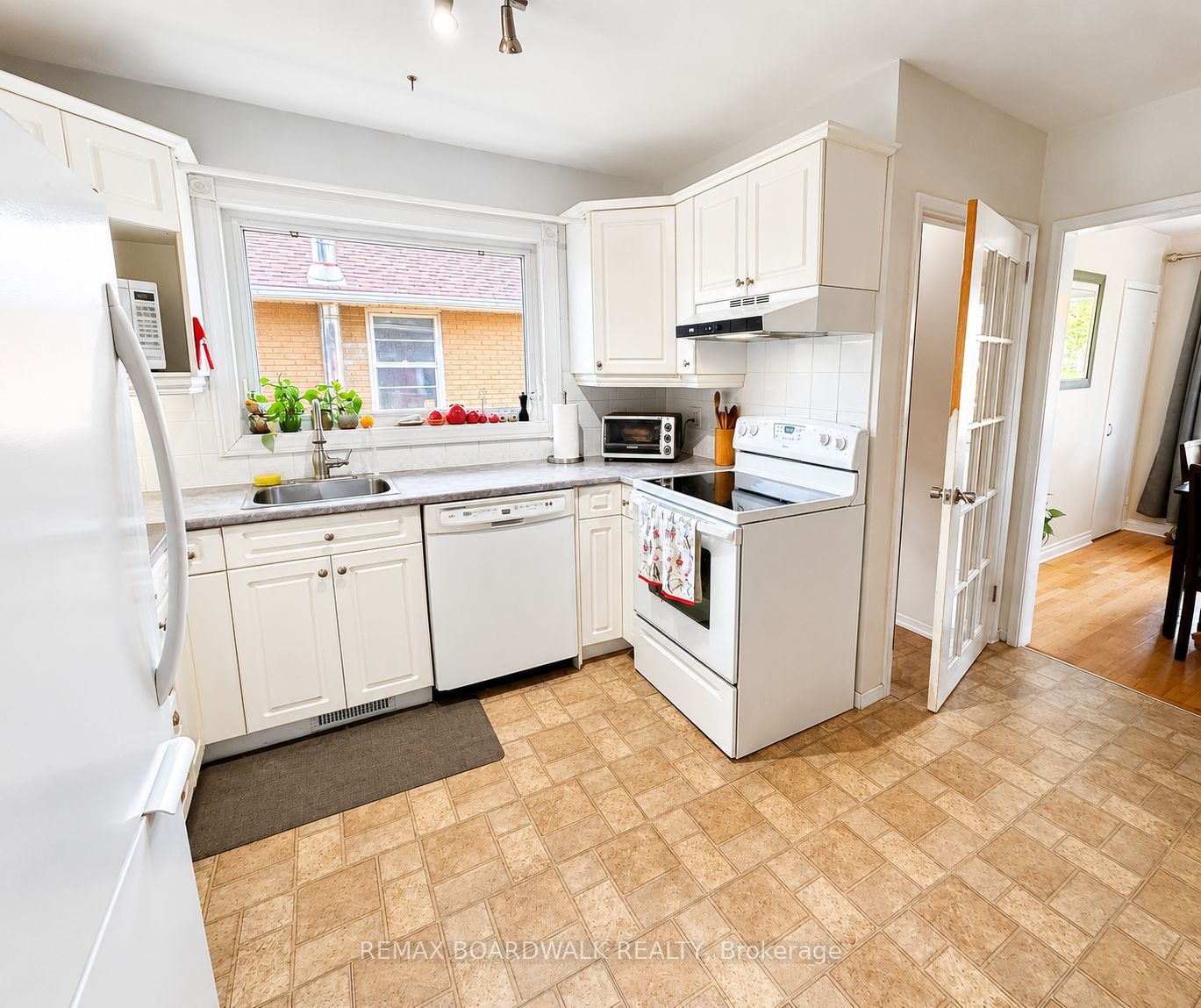 Additional image 6 of 625 Clarke Avenue, Ottawa, ON, K1K 0Y6