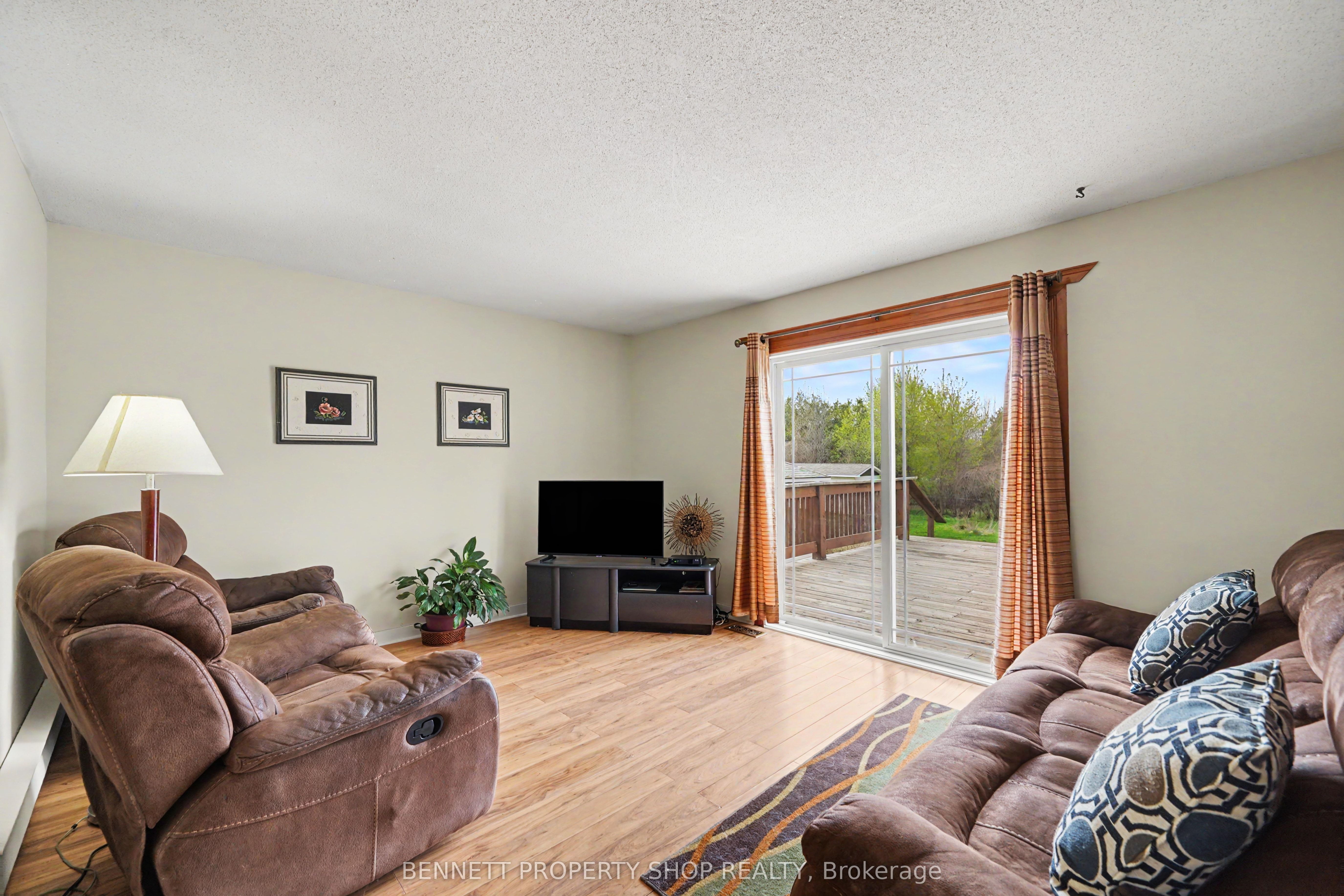 Additional image 5 of 22 Poole Creek Crescent, Ottawa, ON, K2S 1T6