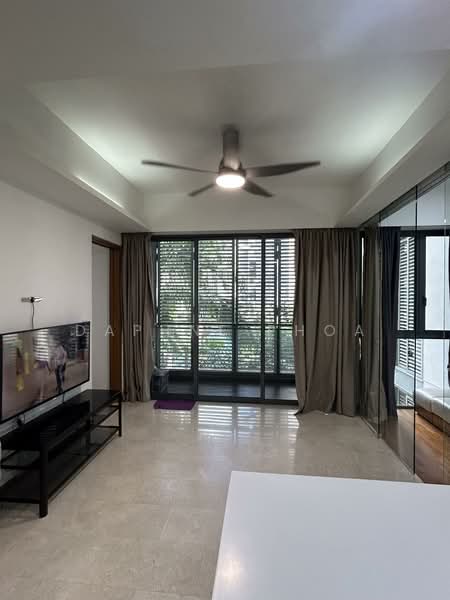 69 Punggol Central photo 4
