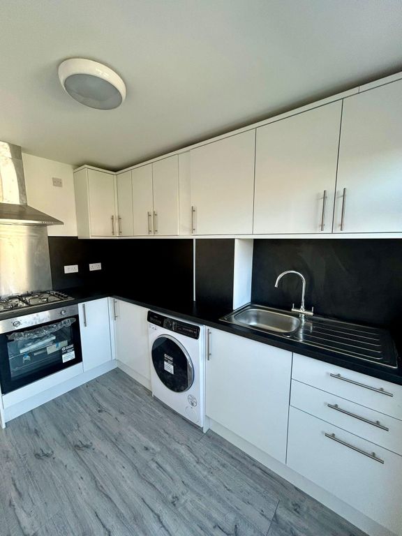 Additional image 4 of 3 bed detached house to rent48 Sherry Avenue, Holytown, Motherwell ML1
