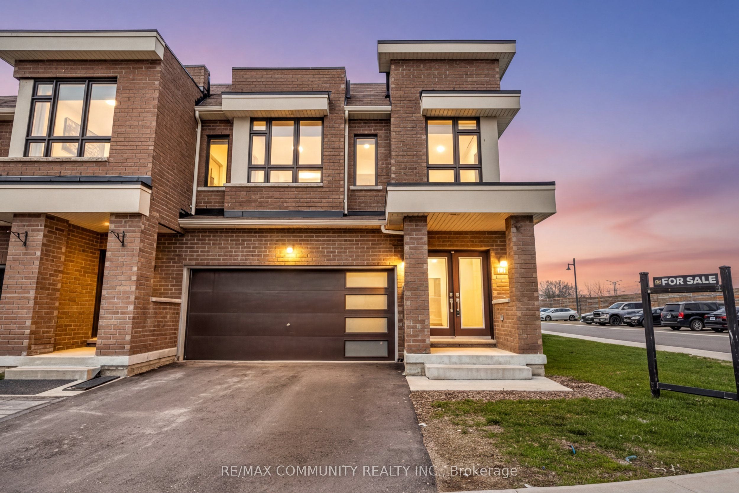 101 Sailors Landing, Clarington, ON, L1C 7G4