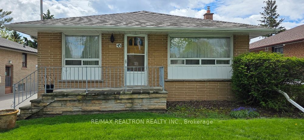 45 Lewiston Road, Toronto, ON, M1P 1X8