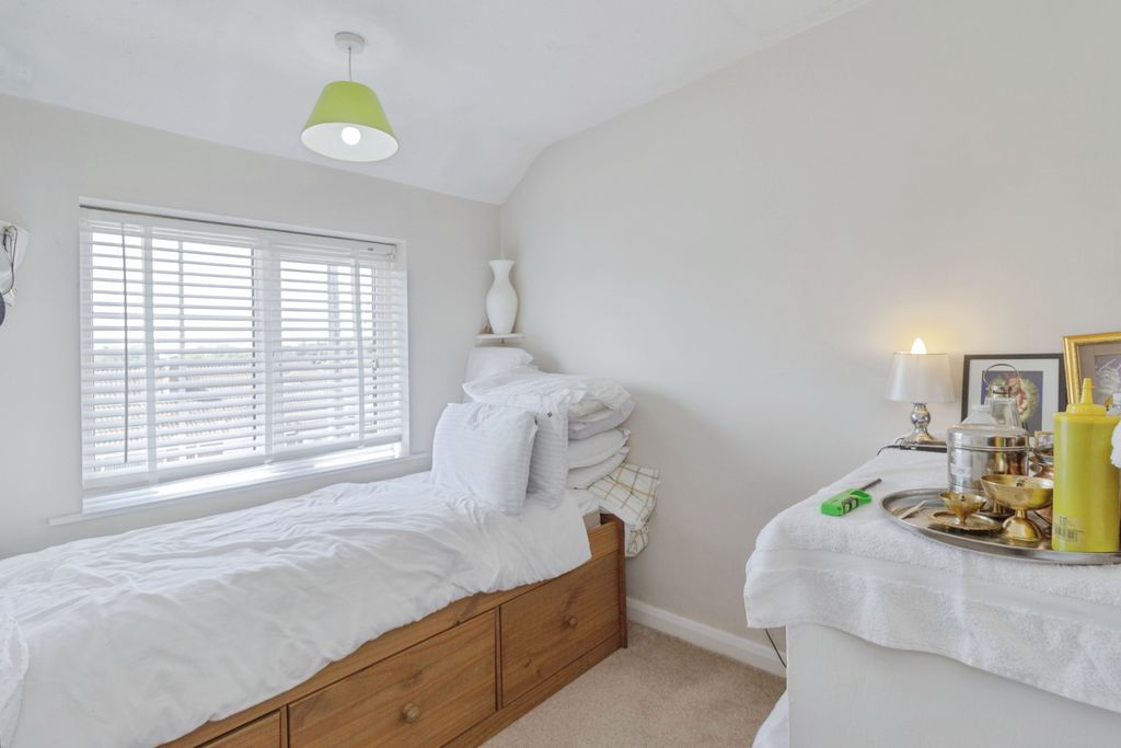 Additional image 16 of 3 bed semi-detached house for saleGrass Acres, Leicester LE3