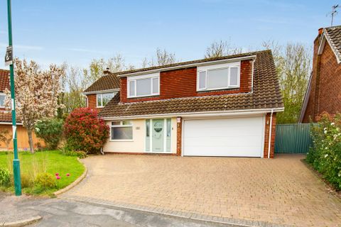 Leabrook Close, Clifton Village NG11