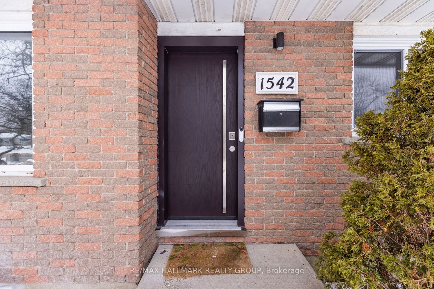 Additional image 3 of 1542 St. Georges Street, Ottawa, ON, K1E 1P9
