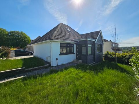 Waun Road, Swansea SA4