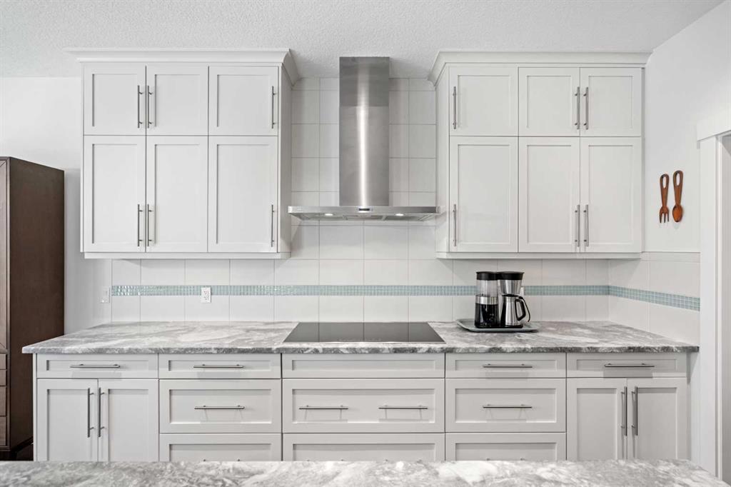 Additional image 6 of 25 Westland Crescent SW, Calgary, AB, T3H 0W1