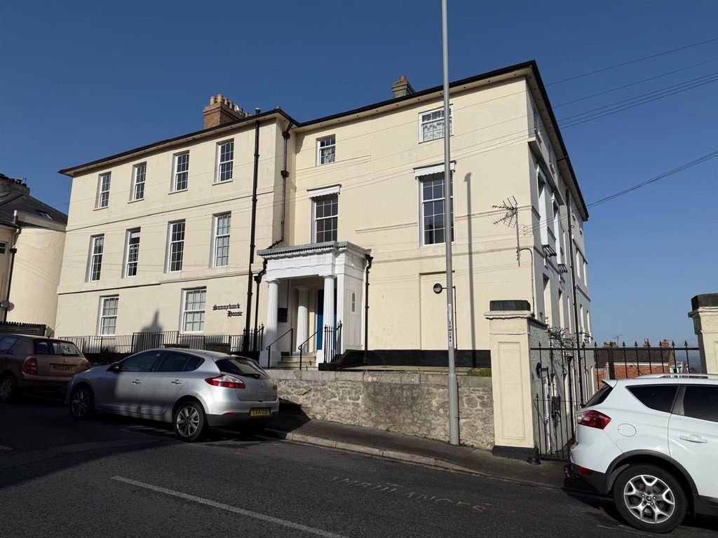 Additional image 15 of 2 bed flat for saleFlat 8 Sunnybank, 4-6 Wyke Road, Weymouth DT4