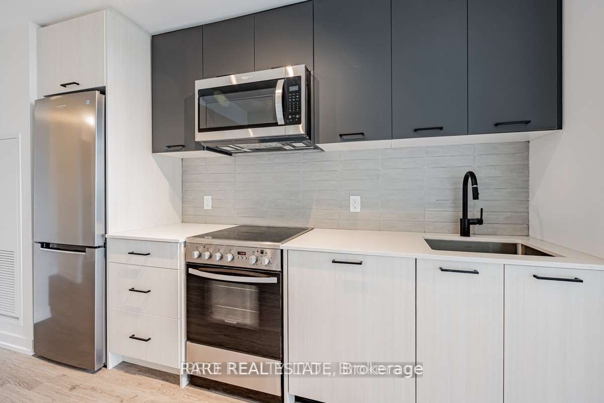 Additional image 6 of 415-2300 St Clair Avenue W, Toronto, ON, M6N 0B3