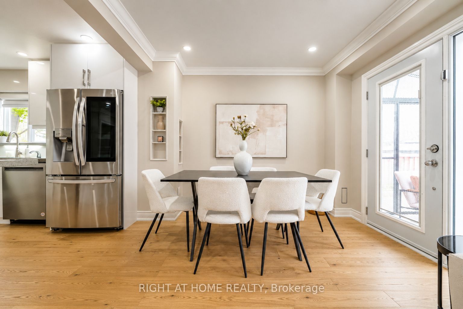 Additional image 4 of 3305 Burdock Place, Mississauga, ON, L5A 4B7